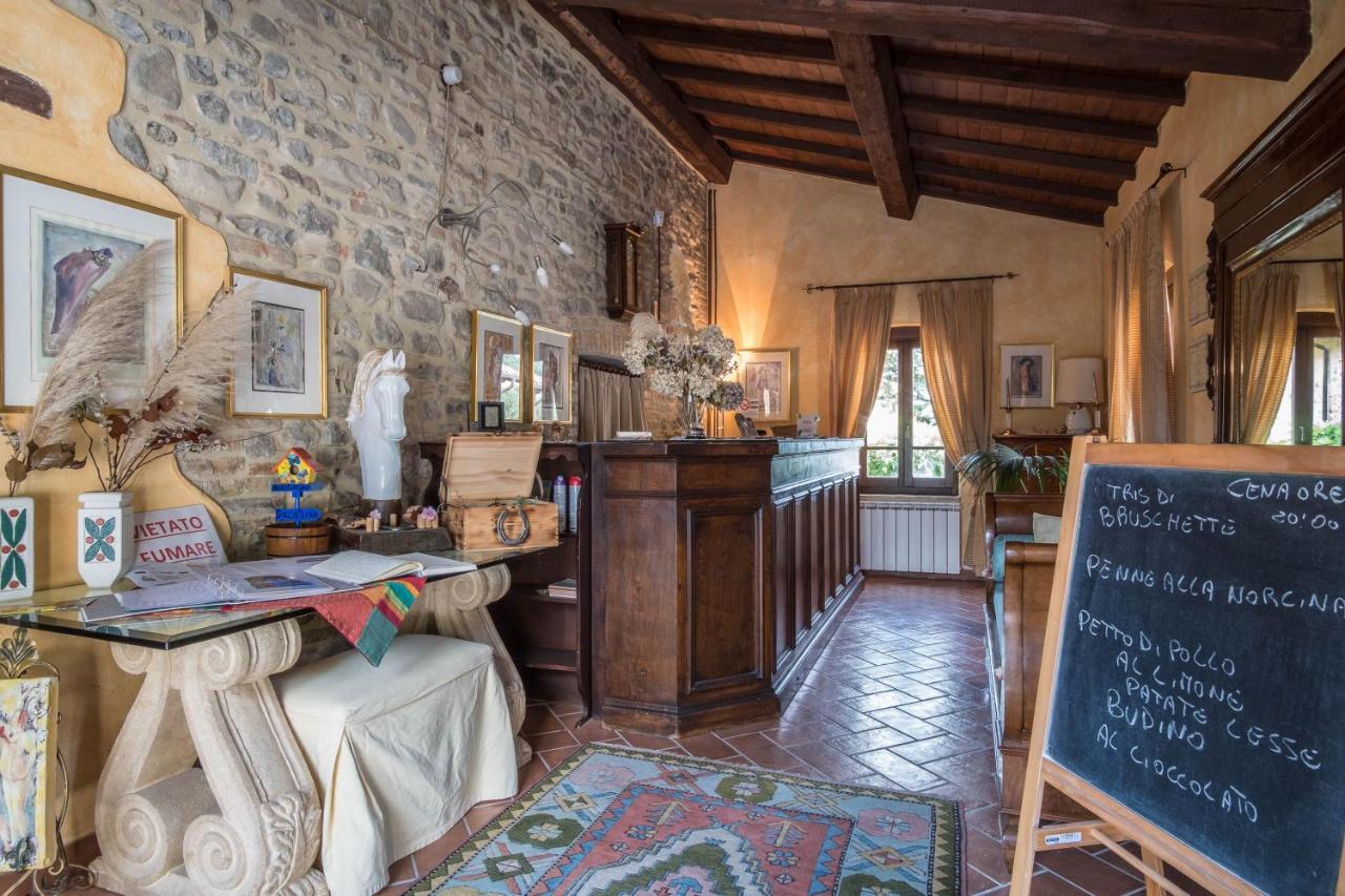 Agriturismo Goccia Di Luna Умбертиде Экстерьер фото