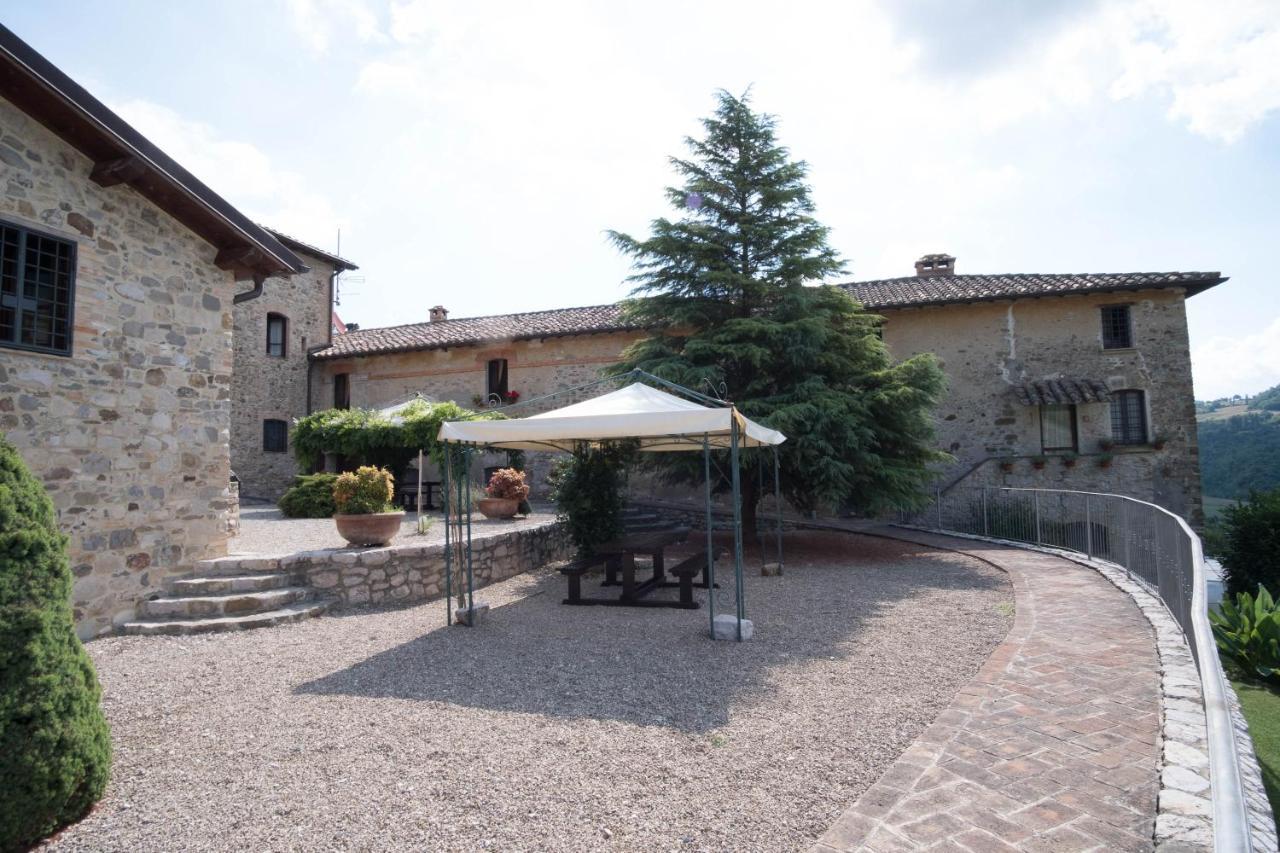 Agriturismo Goccia Di Luna Умбертиде Экстерьер фото