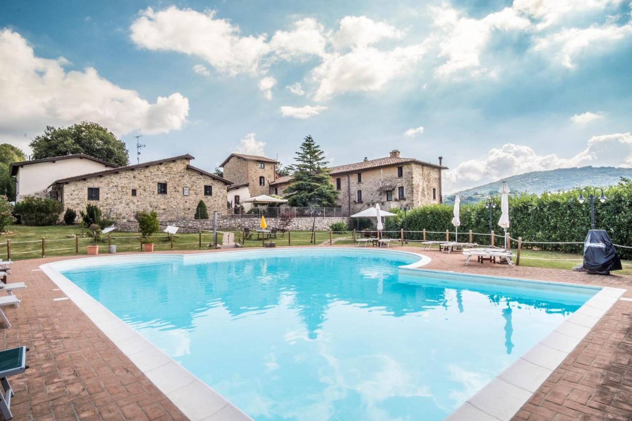 Agriturismo Goccia Di Luna Умбертиде Экстерьер фото