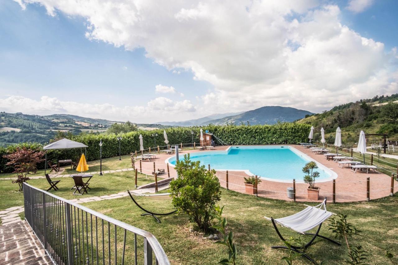 Agriturismo Goccia Di Luna Умбертиде Экстерьер фото