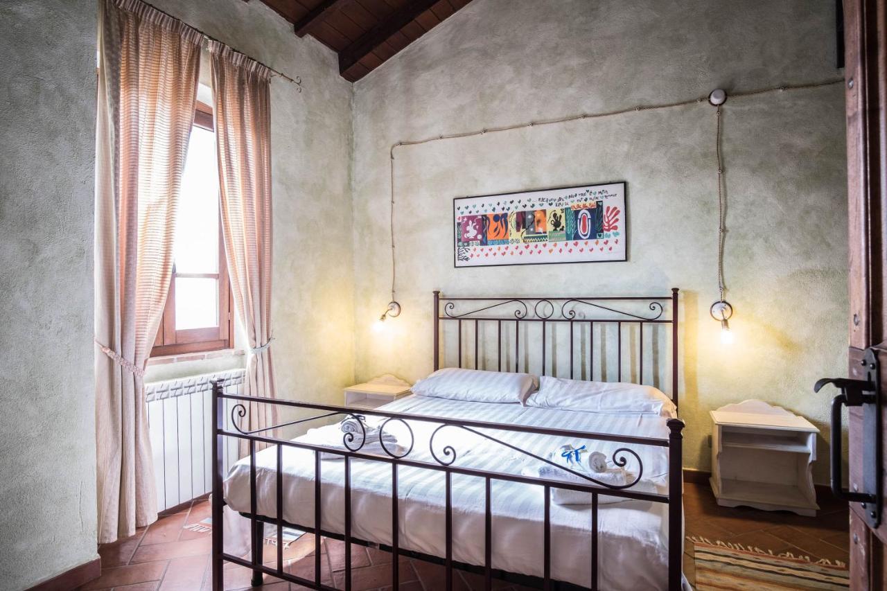 Agriturismo Goccia Di Luna Умбертиде Экстерьер фото