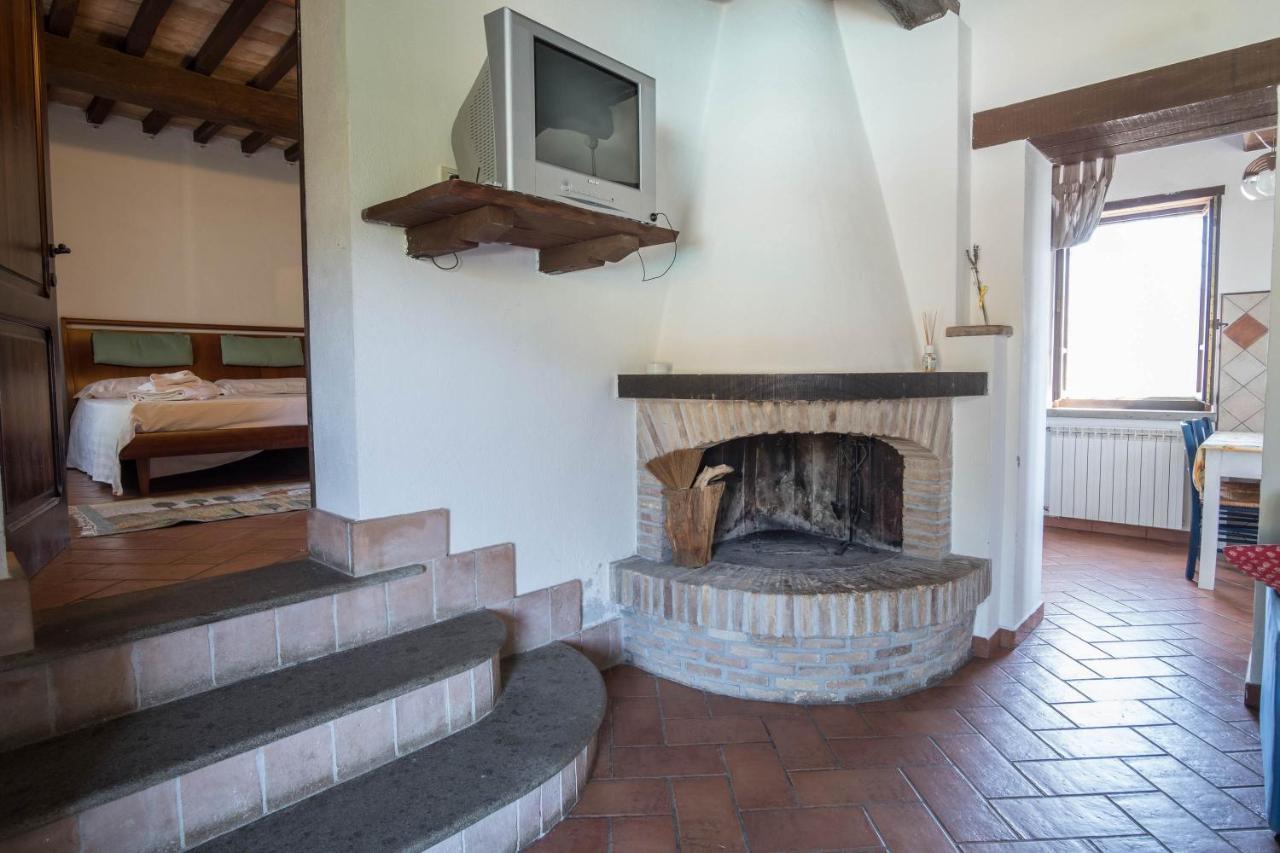 Agriturismo Goccia Di Luna Умбертиде Экстерьер фото